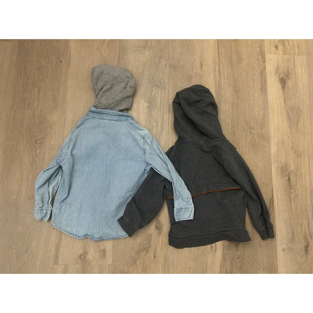 Boys Blue/Grey Hoodie Bundle of 2 Size 4T Denim Button Down and Ribbed Pullover